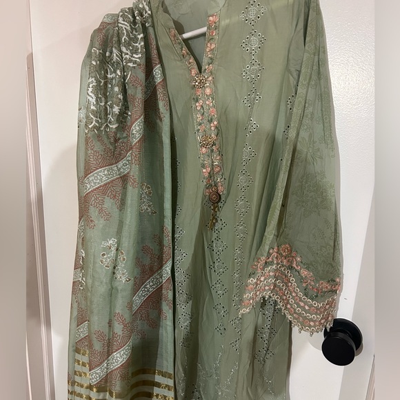 cross stitch 3 piece suit - Picture 2 of 8